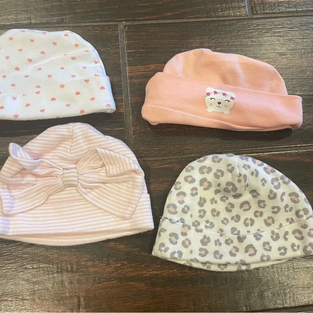 5 Newborn Baby Beanies & 1 Pair Socks